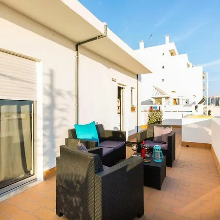 Maria Rita Rooftop Apartman *