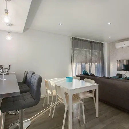 Maria Rita Rooftop *